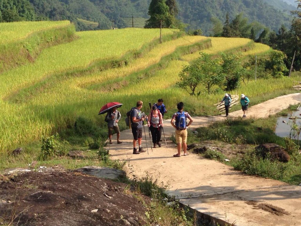 Hiking Hoang Su Phi